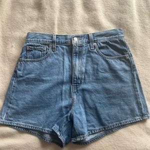 Levi’s High Loose Women’s Shorts 29 Light Wash